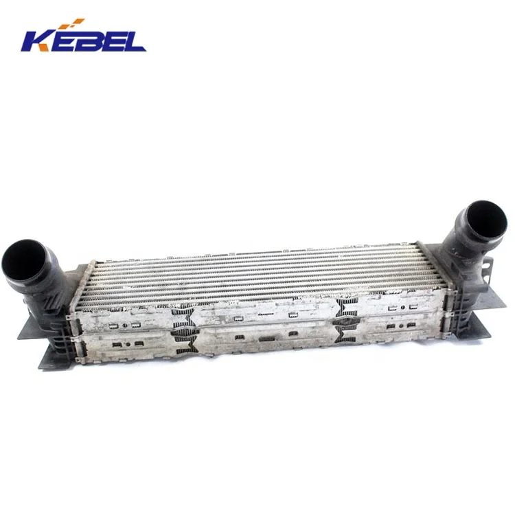 Visoko konfigurirani hladnjak međuhladnika OEM 17517823570 za BMW X3 X4 F25 F26 2010-2023