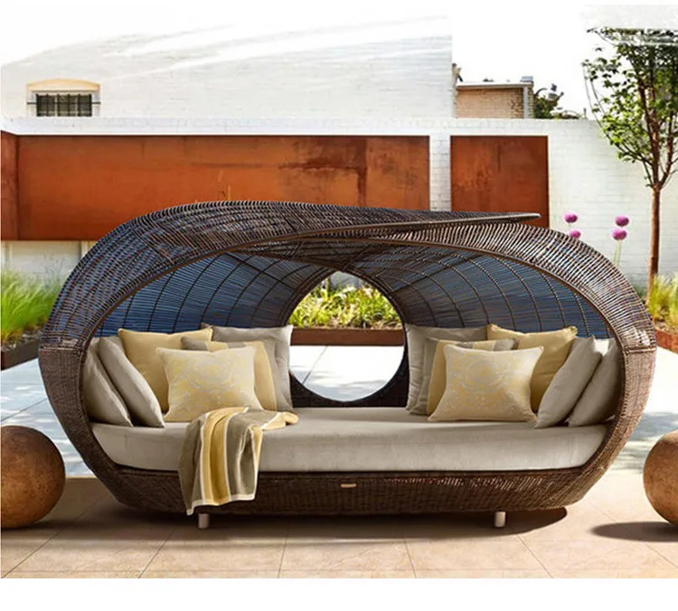 Rattan Sun Bed Lounger Patio Daybed Beach Hotel Pool Furniture Outdoor