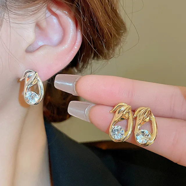 Silver needle snake shaped diamond fashionable light luxurious new popular versatile commuting Wholesale Stud Earrings for Woman