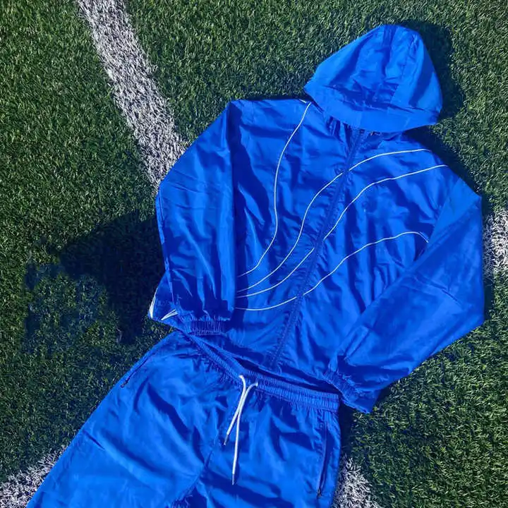 Salati Custom Winter Sports Tracksuit Regular Fit Mens Jogging Suit Windproof Lightweight Shell Tracksuit Set gallery 3