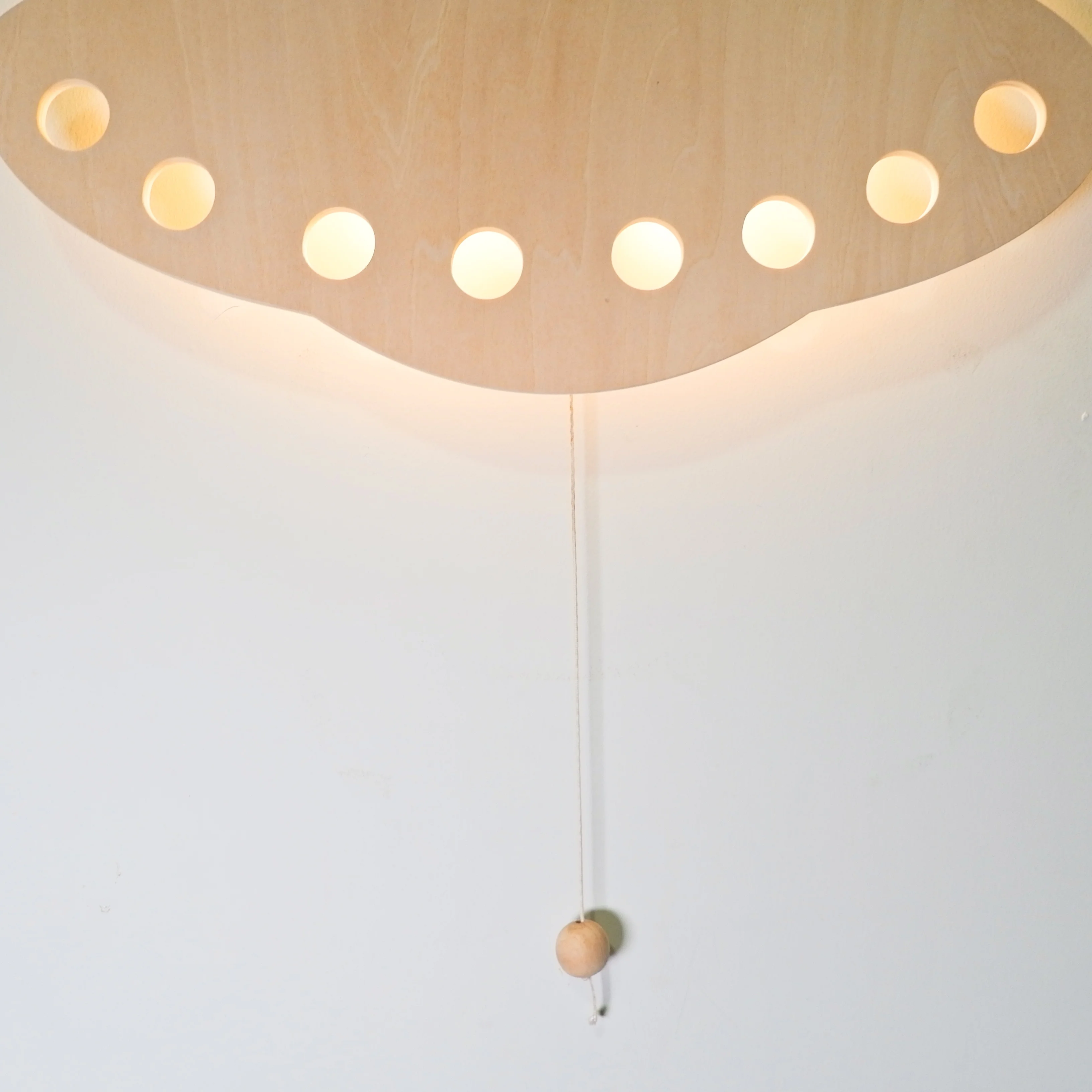 Ufo Design Natural Wood Night Light Creative Nursery Wall Light Pull