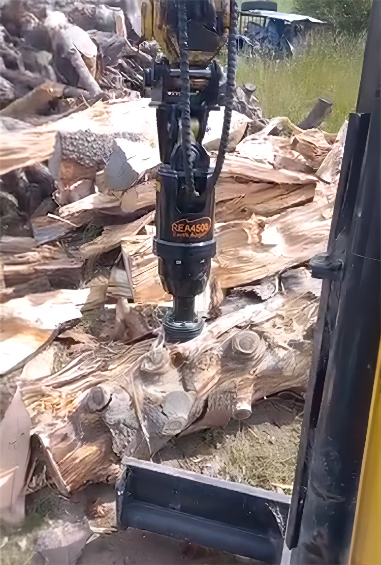 Efficient Log Splitting with RAY Attachments Hydraulic Wood Splitter