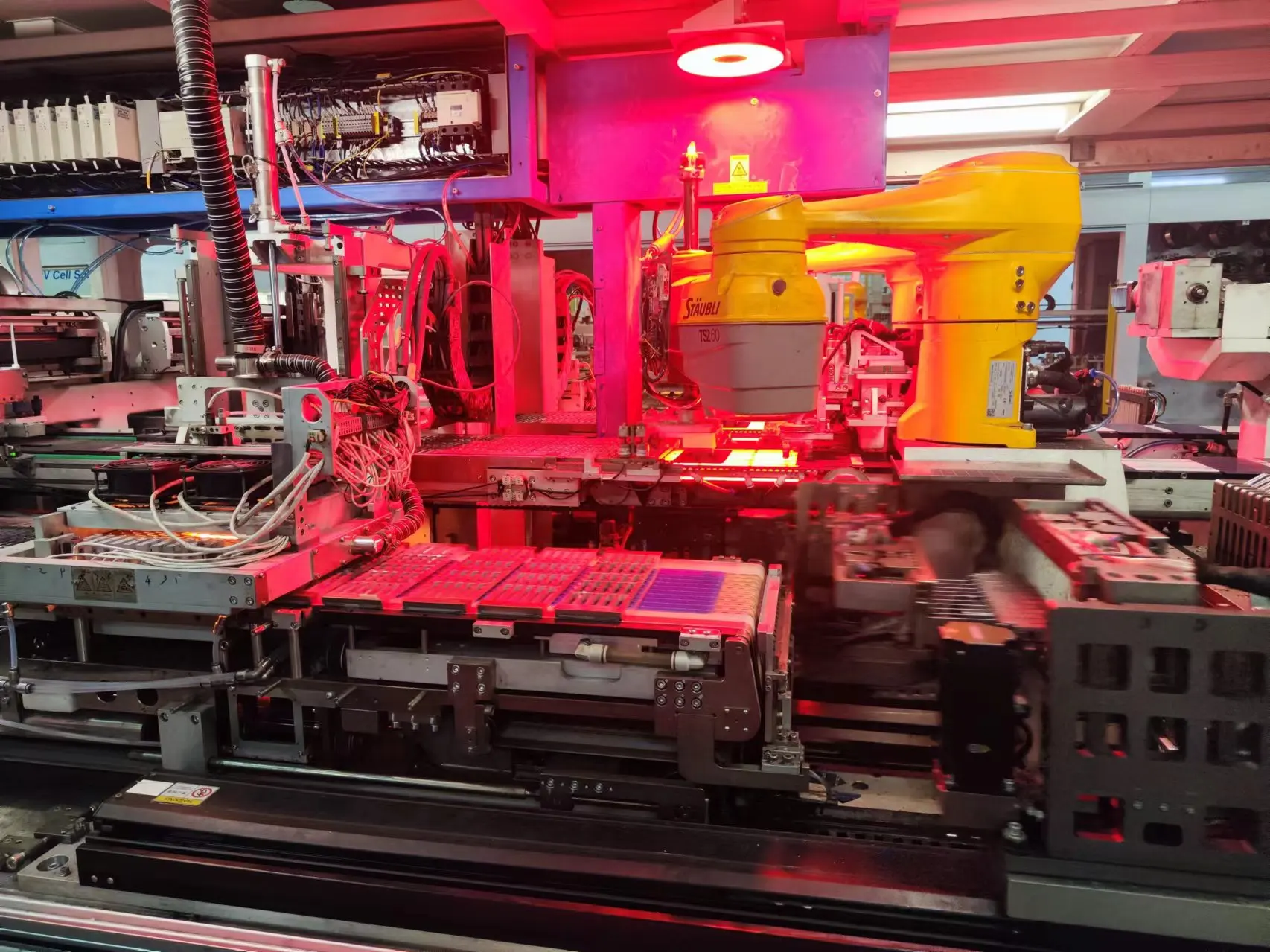 Stringer Manufacturing Factory Manufacturing Automatic High Speed 7000 Pcs Solar Cell Tabber ...