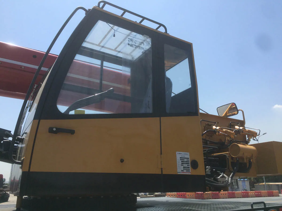 STC120C Mobile Crane 12T Popular Model Truck Crane with Optional Attachments and High Quality