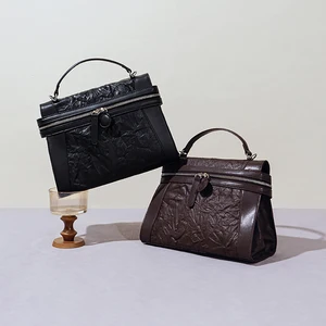 Head Layer Cowhide Hand Grip Pattern Bag Light Luxury Feel Niche Design Handbag for Women