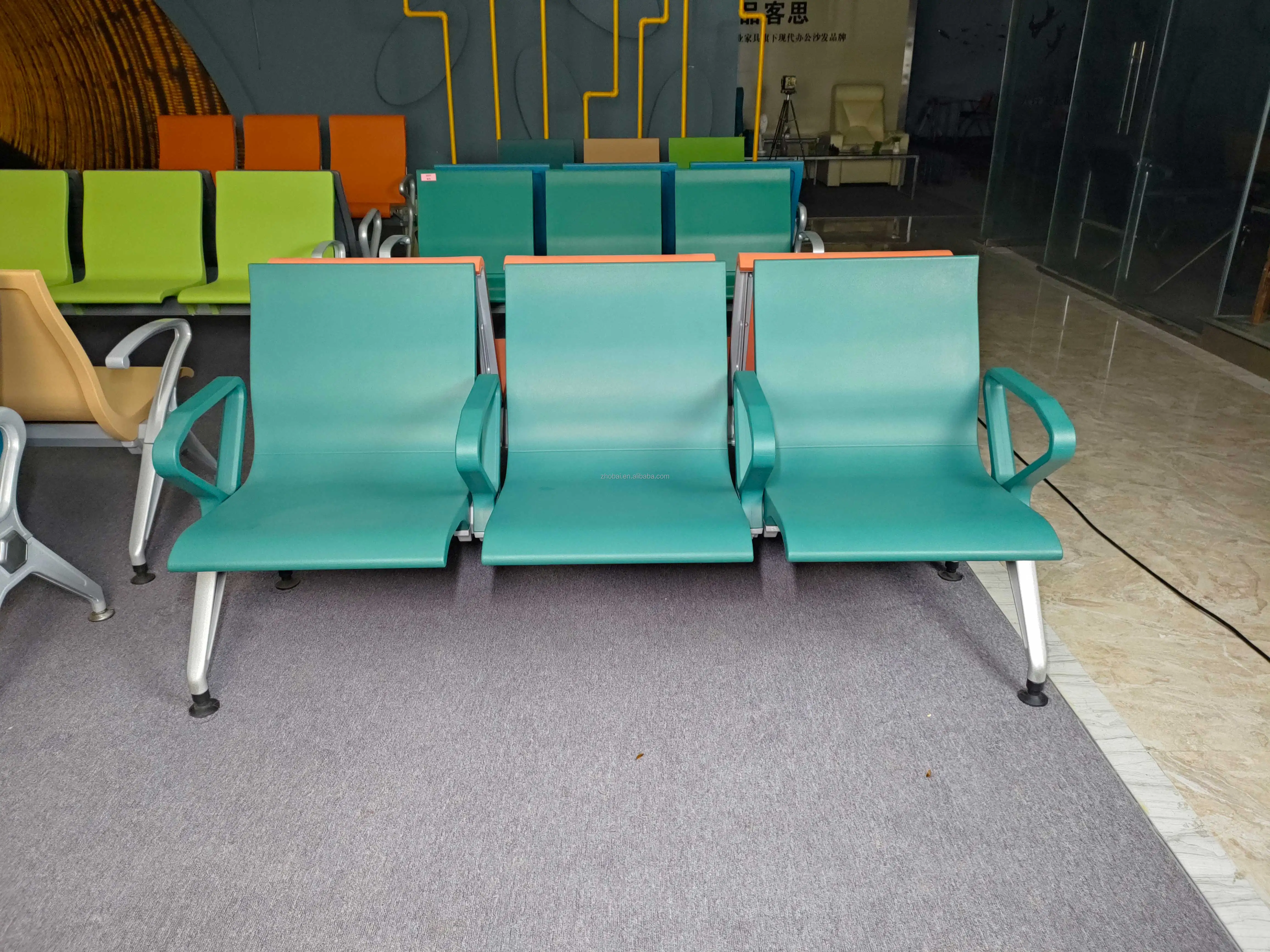 High Quality Customized 1 3 5-Seat Modern PU Hospital Waiting Chairs for Clinic Dental Public Office School Gym Areas 5