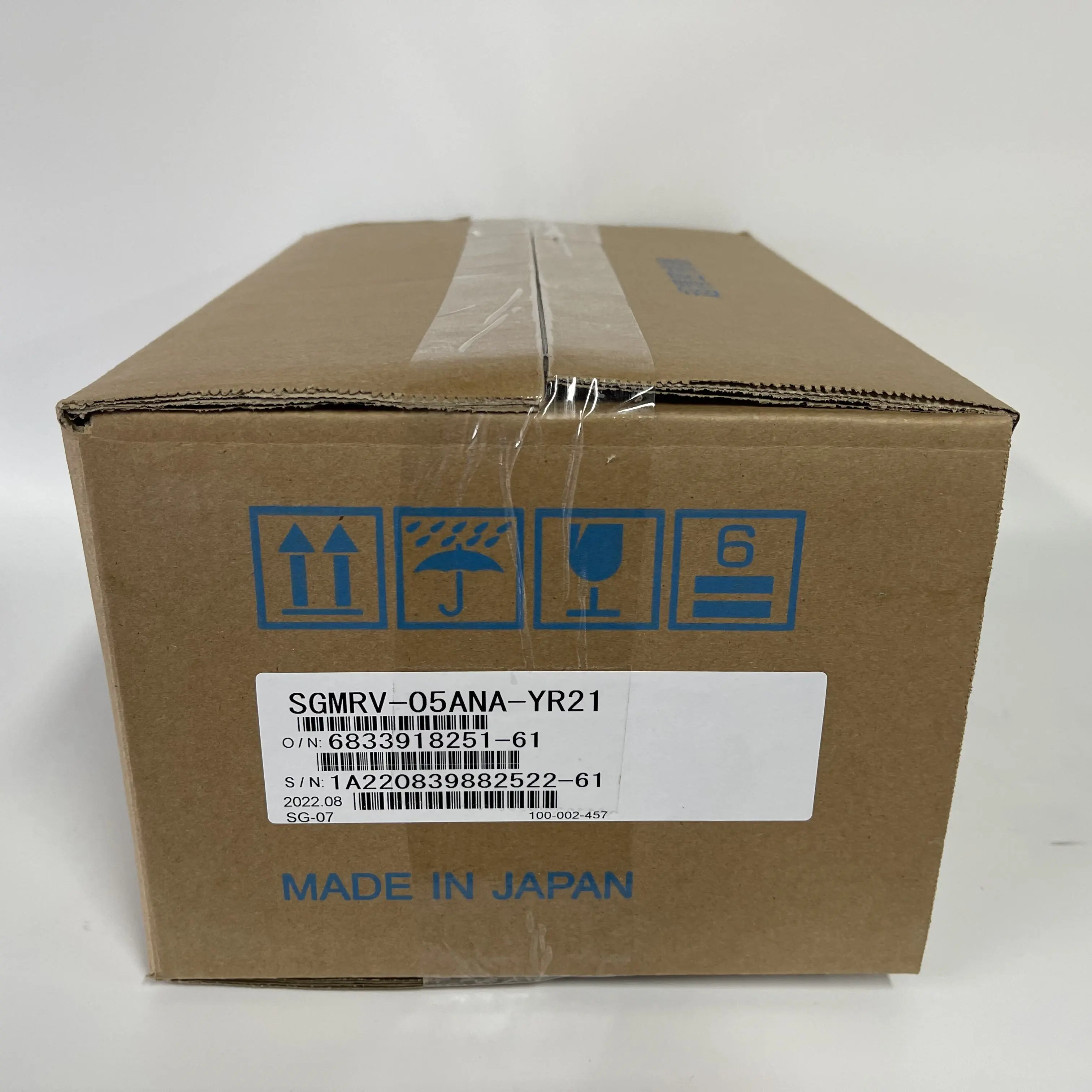 Yaskawa AC Servo Motor SGMRV-05ANA-YR21