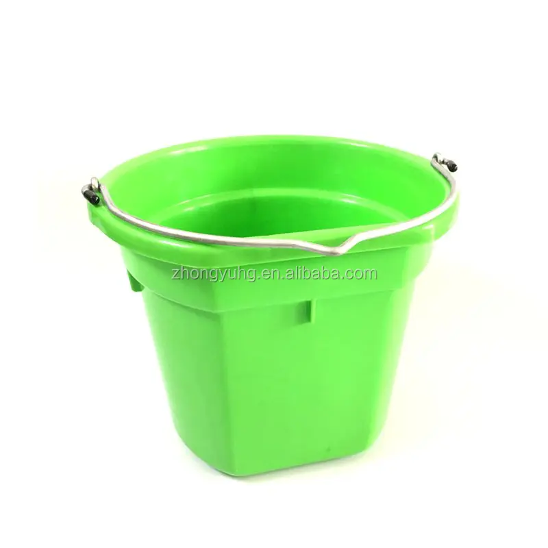 Plastic Horse Water Feed Bins 8 Quart Flat Back Bucket With Handle ...