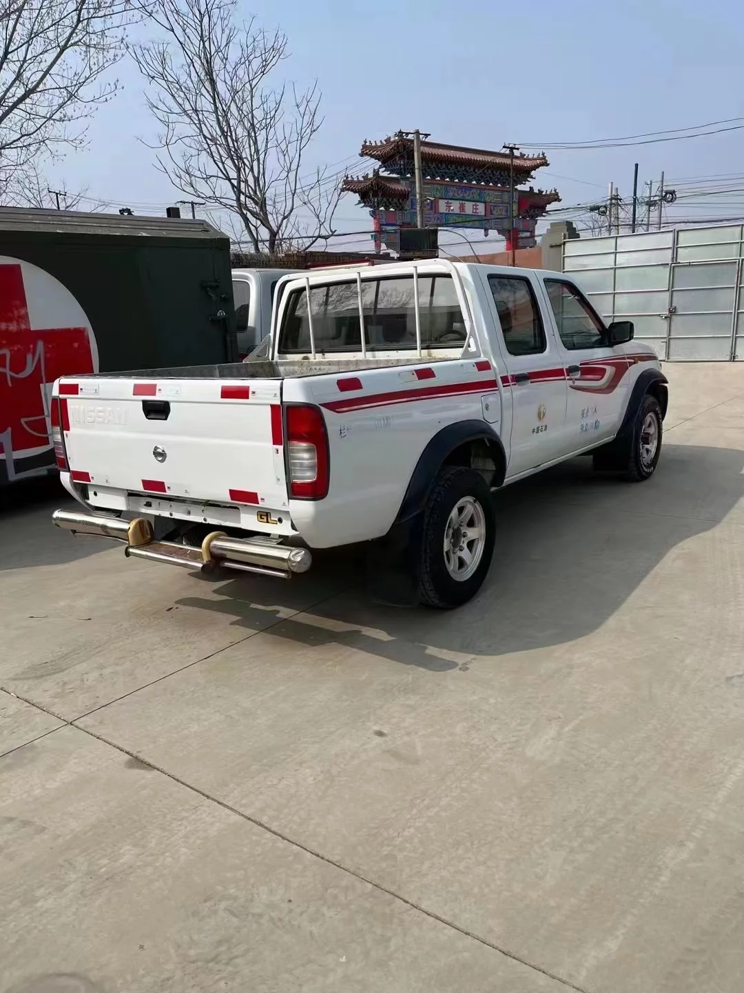 Used 2022 High Quality 4x4 Manual Pickup Truck Cheap Price Traffic Rotator Tow Wrecker Road Block Removal Truck