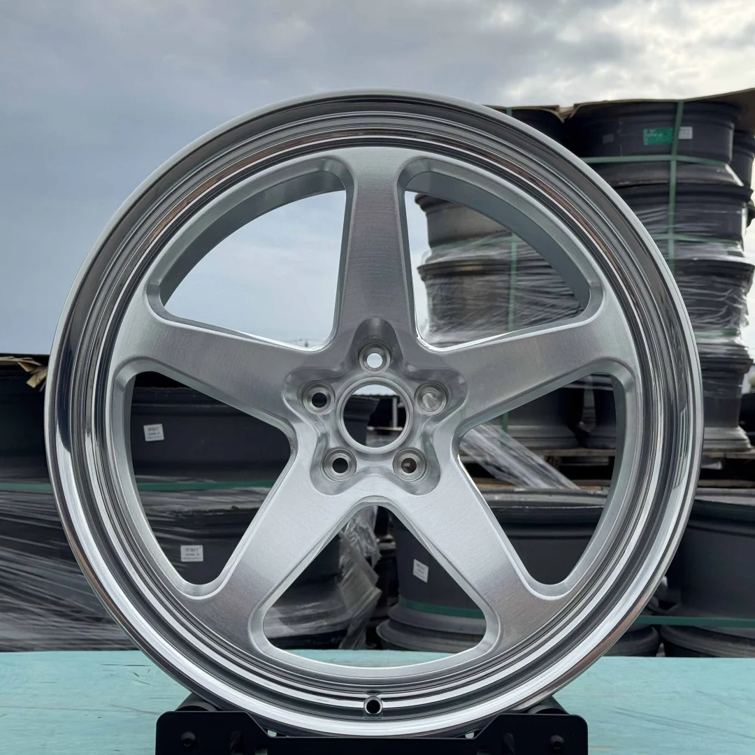 Custom Luxury Forged Aluminum Concave Wheel 100MM PCD 5x120 5x114.3 5x112 8.5J Width 17-21 Inch