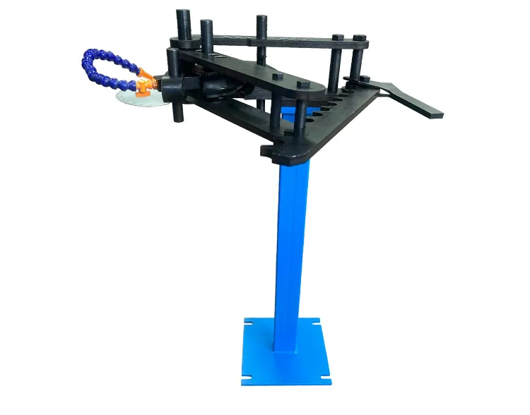 TEBAK Compact Manual Metal Pipe Bender Features 3 Sets of Molds for 120-degree Bending