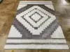 Bianco e grigio