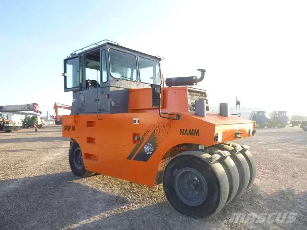 C-1 Slick and Smooth Tires 13/80-20  10.5/80-16  8.5/90-15compactor Road Roller Tyres