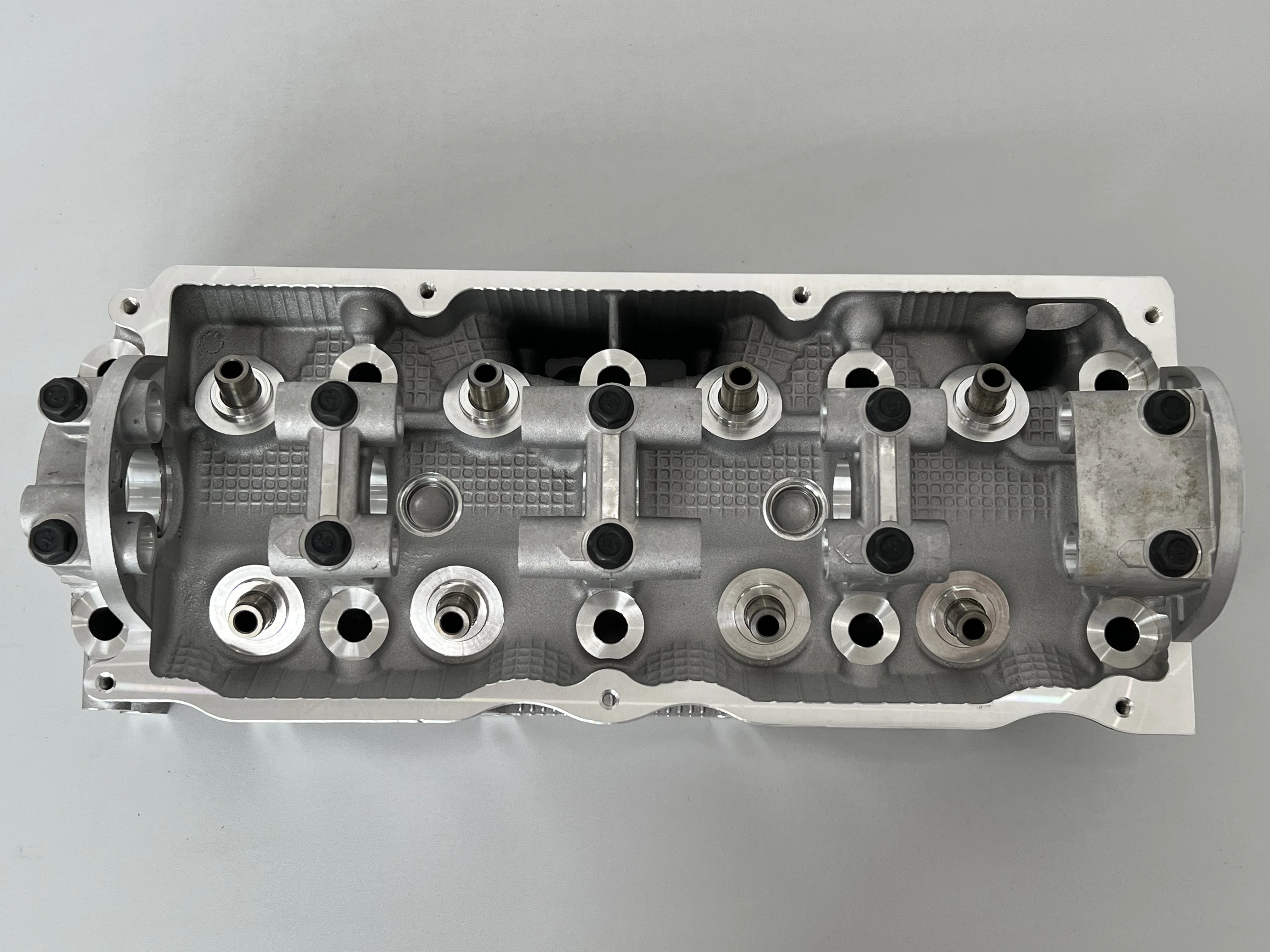 板 Shop Our NEW MAZDA 2.0 2.2 SOHC B2000 B2200 Cylinder Head