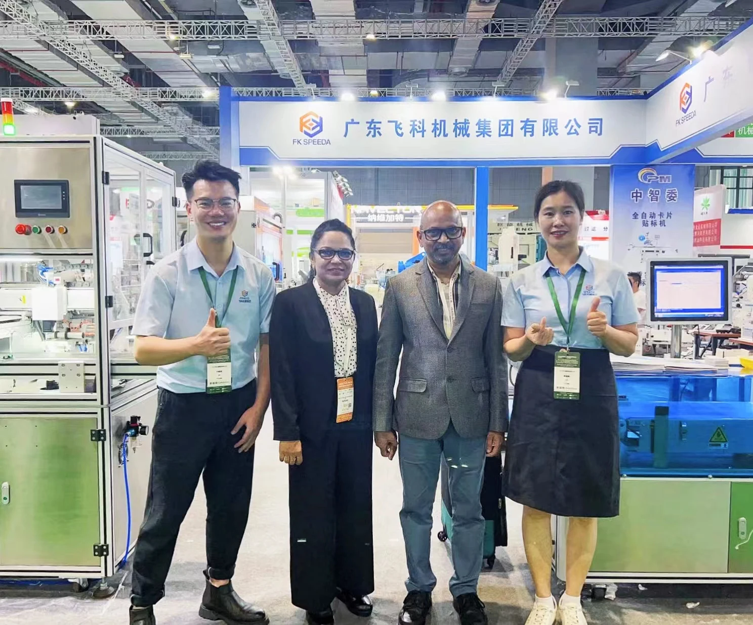 Fk616 Semi Automatic Square Bottle Labeling Machine Flat Side Square