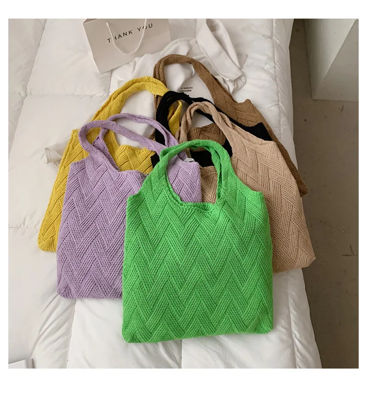 Book Beginners Easy Knits 6 Autumn / Winter | 11: Woman Bag | Pistachio /  Beige | Knitted bags, Bag pattern, Crochet bags purses