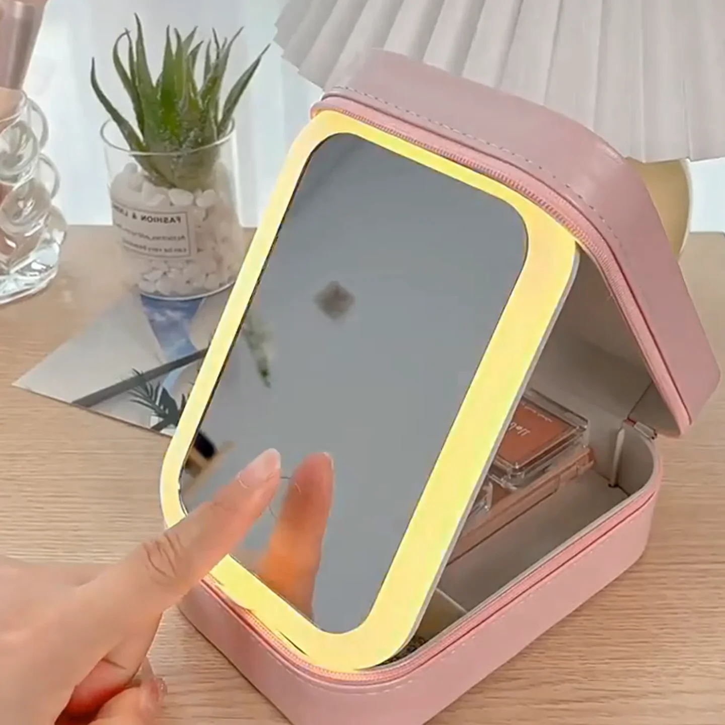 Modern Portable Led Vanity Mirror With Cosmetic Bag Jewelry Box