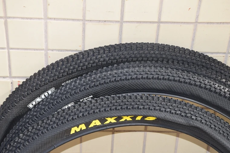 Maxxis PACE 26 Inch Mountain Bike Tire 1.95 - Ultralight, Wear