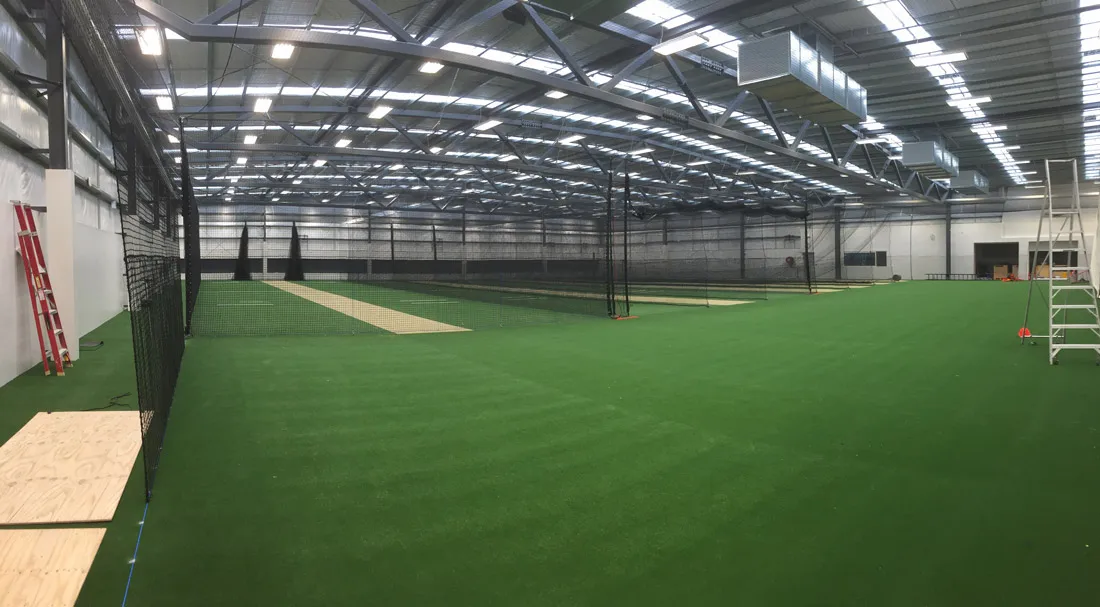 Artificial Cricket Wicket in Dubai Outfields and Wickets PE Material Artificial Grass for Cricket Pitch