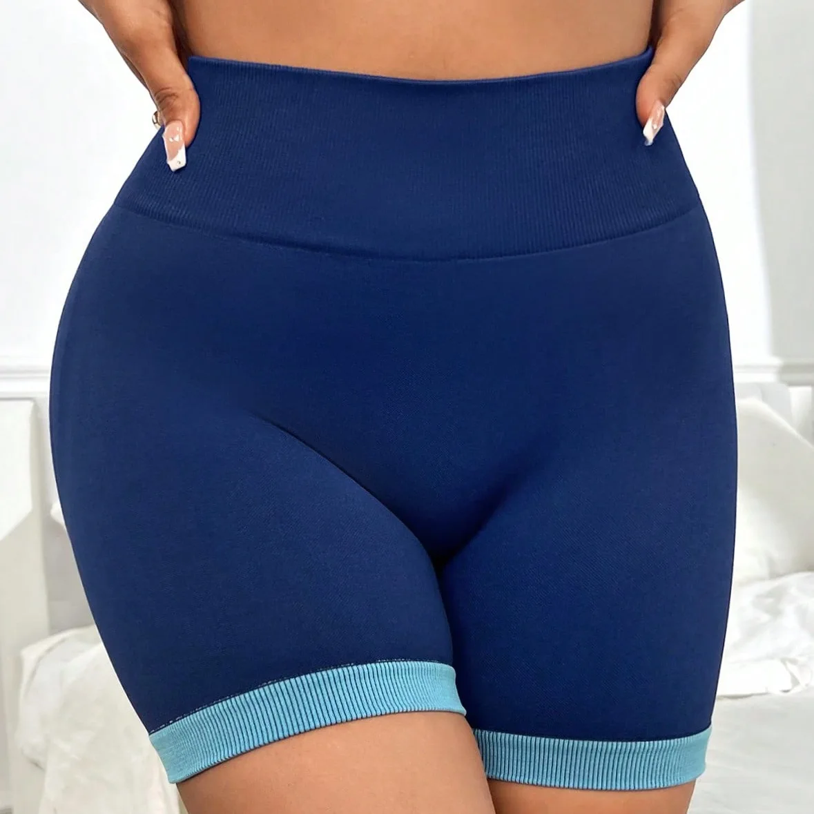 Sexy peach butt lift sports seamless leggings for women tight high waist three-point shorts yoga bottoming fitness hot pants