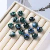 El verde oscuro se vuelve azul