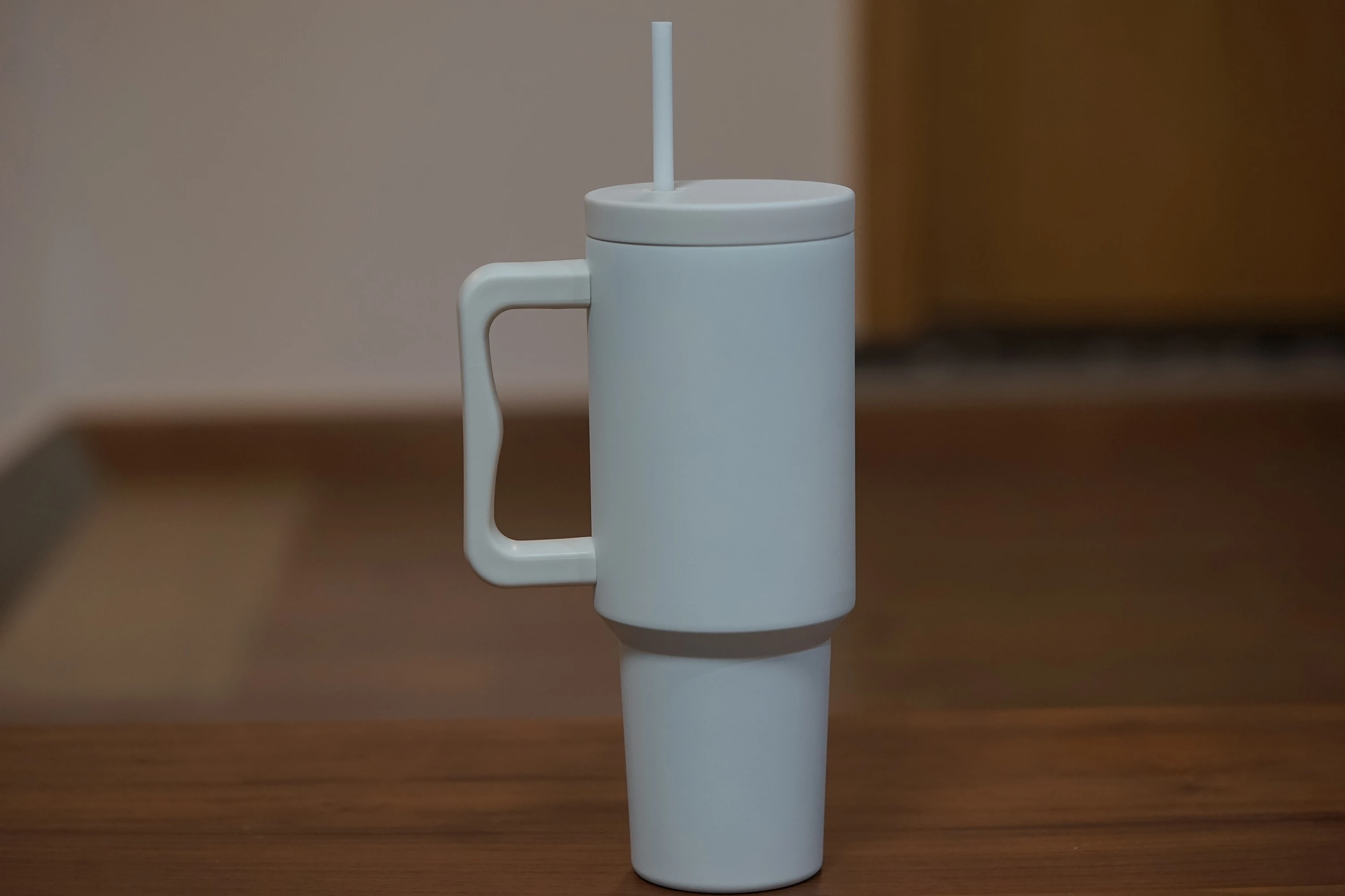 40 Oz Vacuum Tumbler Sport Cup With Handle And Straw 40 Oz Vacuum Tumbler Sport Cup With Handle And Straw