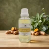 Liquide jaune pâle à jaune-brun