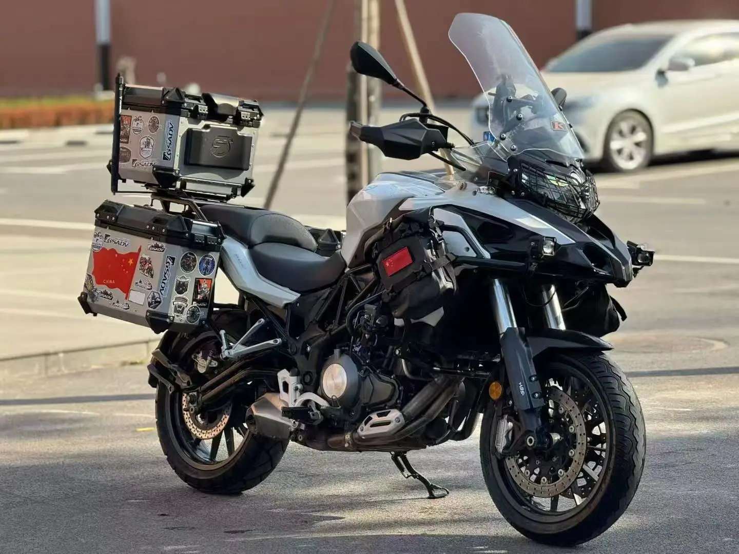 Benelli Jinpeng 502 Dual-Cylinder ADV - 500cc Water-Cooled Touring