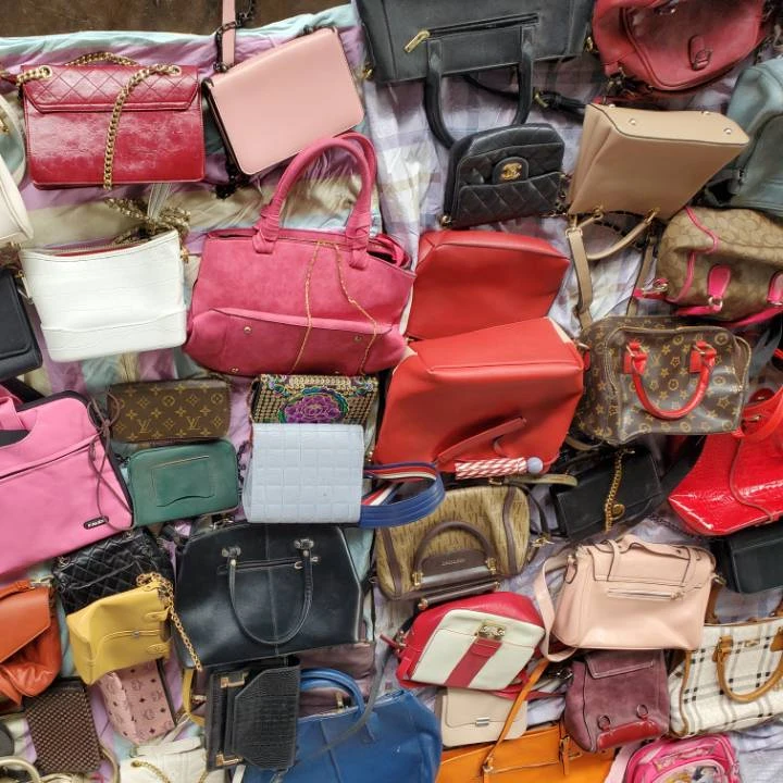 Wholesale Hot Selling Summer A Grade Branded Mix Ladies Bales Used Leather Hand  Bags Bales From Korea Second Hand Designer Bags Mixed Used Bags - China  Used Bags and Second Hand Bag