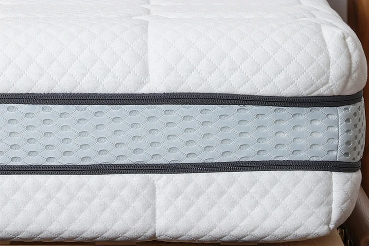 Bedroom furniture queen size cheap memory foam pillow wholesales spring pocket mattress