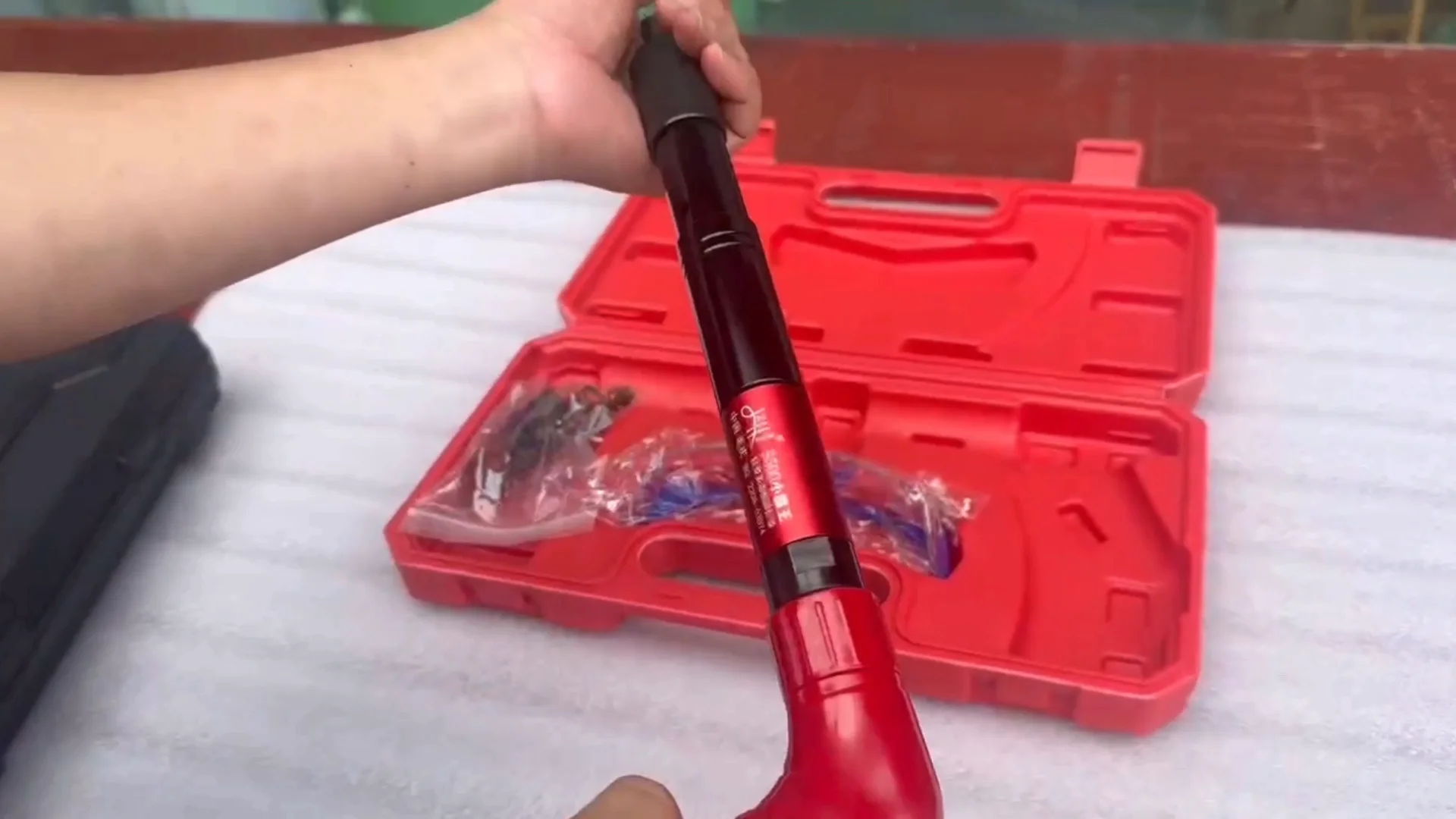 Manual Concrete Nail Shooter Mini Ceiling Shooting Nail Gun For ...