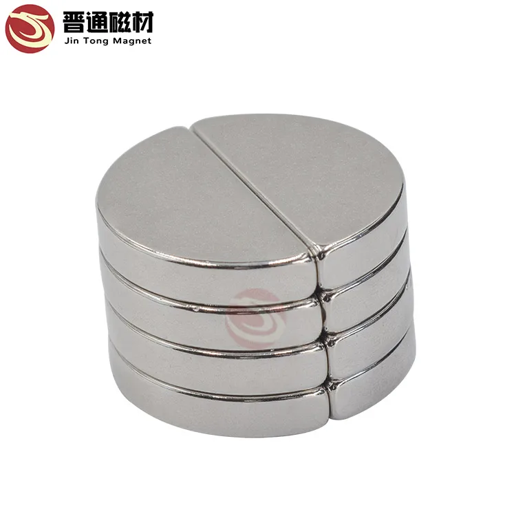 Buy Wholesale China Hot Sales Super Strong Magnet N52 Rare Earth Round Disc  Neodymium Magnet & N52 Strong Small Disc Round Neodymium Magnet at USD  0.168