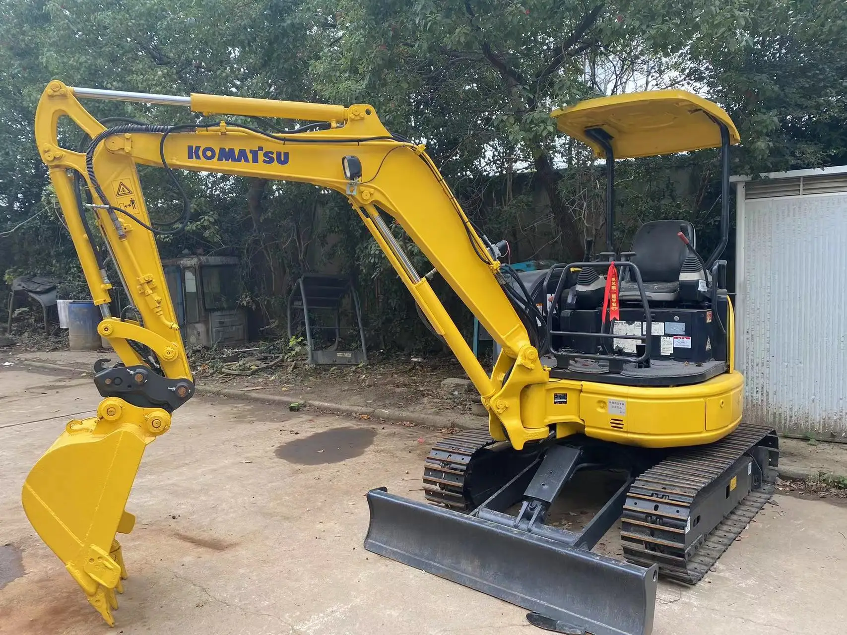 Komatsu Mini Excavator Pc30 For Construction Tasks - Doozergroup