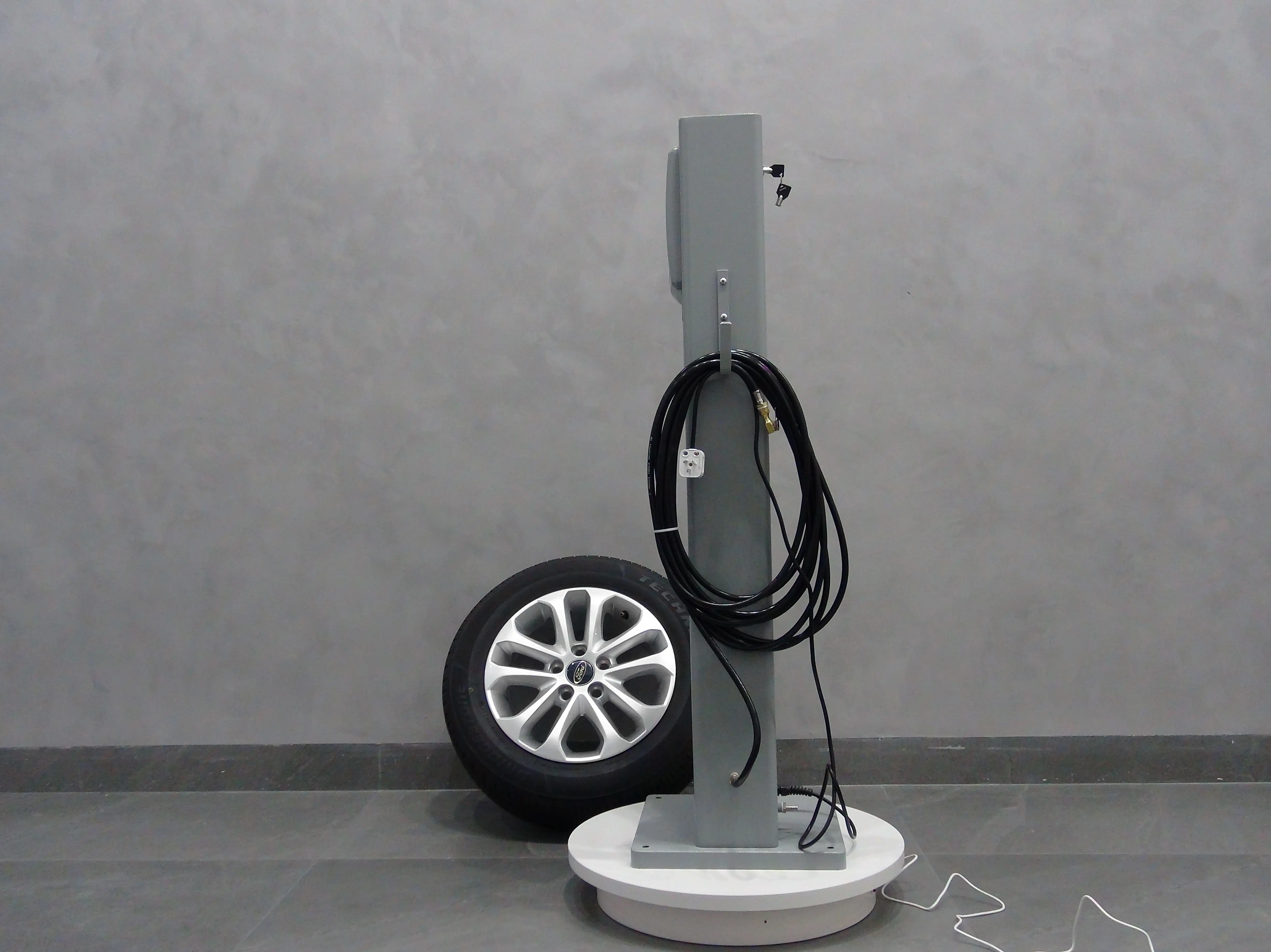 G5 Automatic Motorcycles Tire Inflators Digital Air Inflation Machine Outdoor Standing Cars Trucks Tyre Inflator for Gas Station