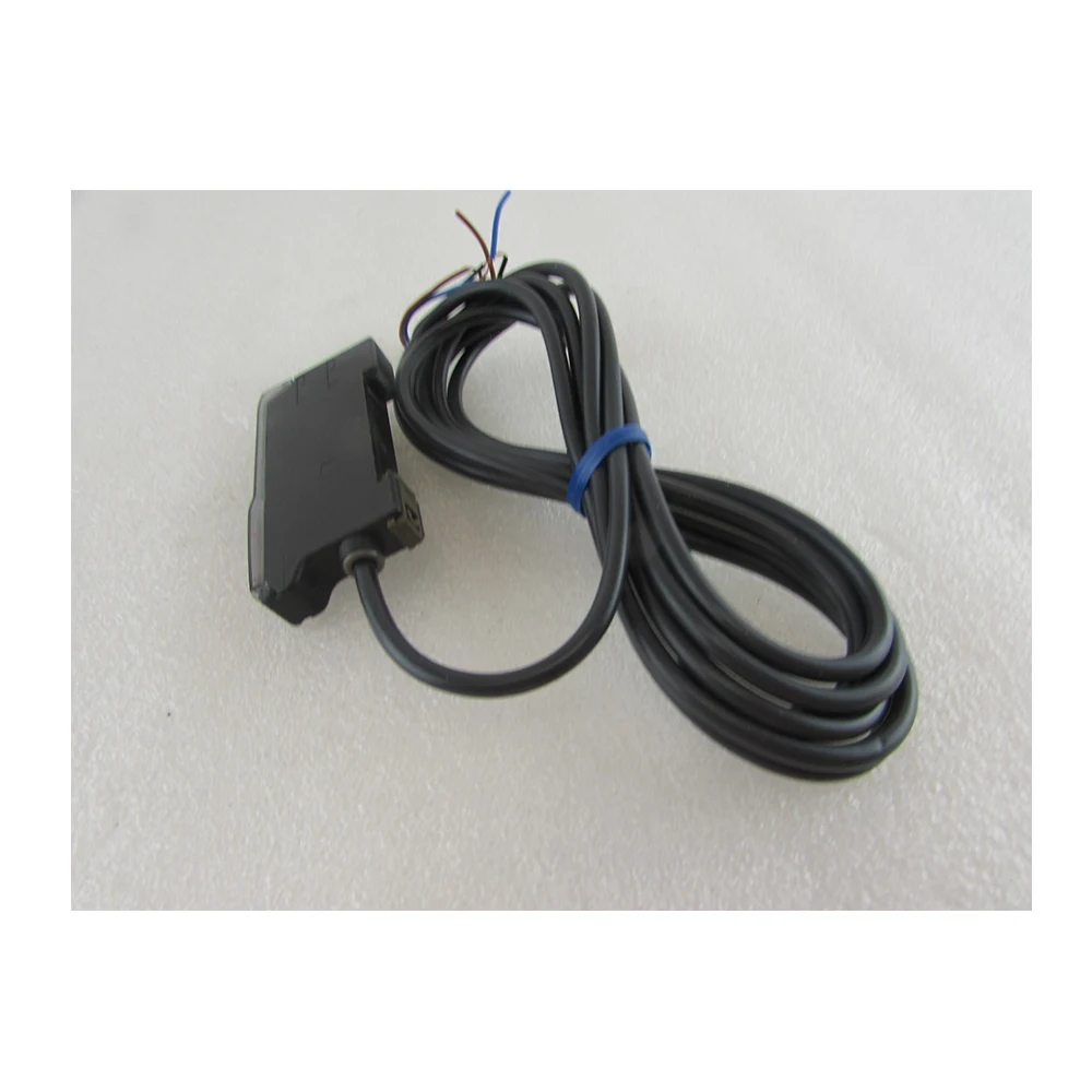 Proximity Sensor Inductive Photo Electric Sensor E2e-x1r5e1-m1-z - Buy ...