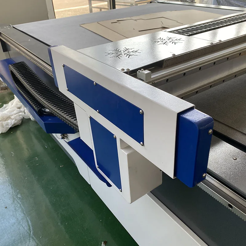 Enc Cutting Plotter for Cardboard Box Corrugated Cutting Machine Cardboard Envelope