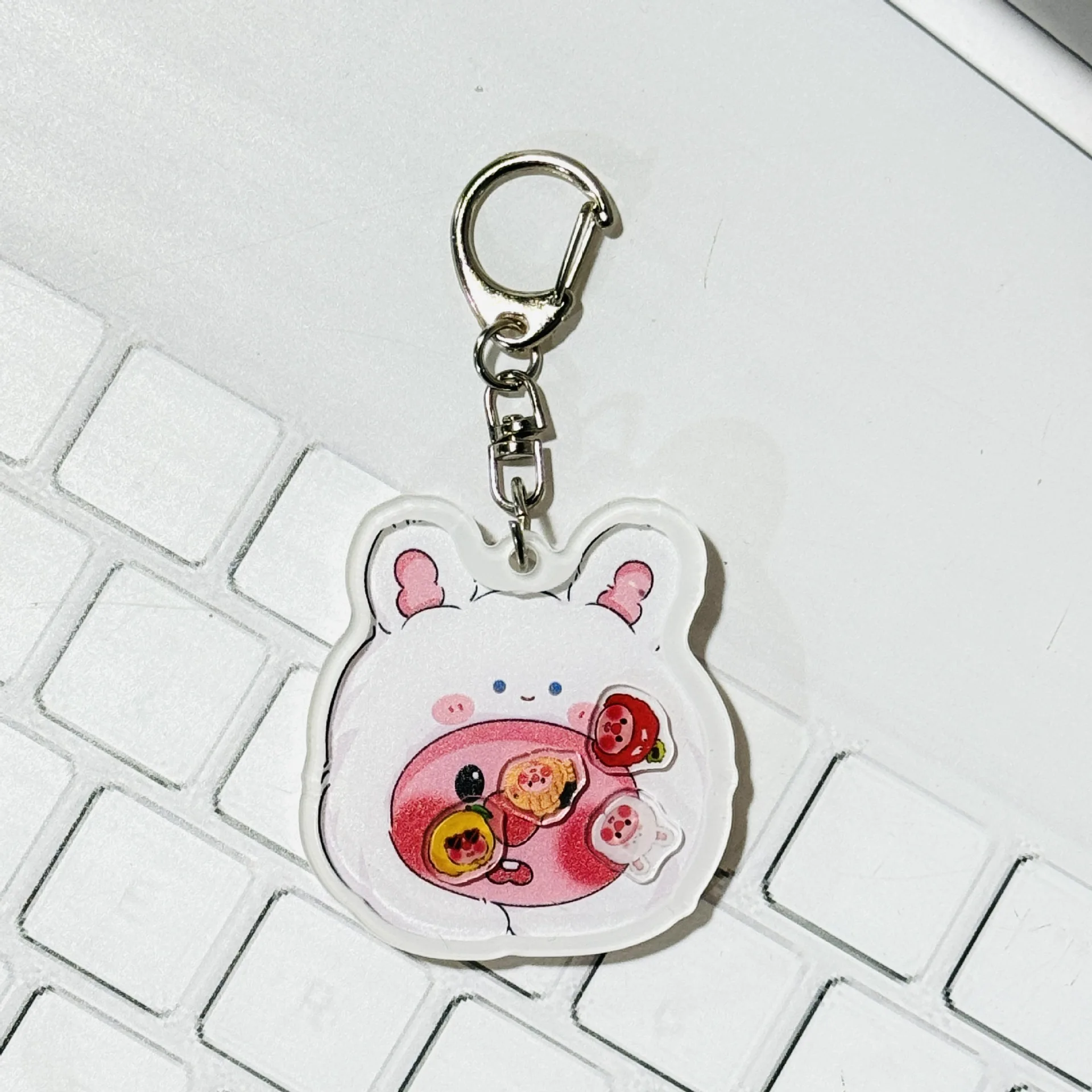 Popular design factory direct sales cartoon cute plastic shaker acrylic keychain custom factory