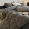 Gris púrpura