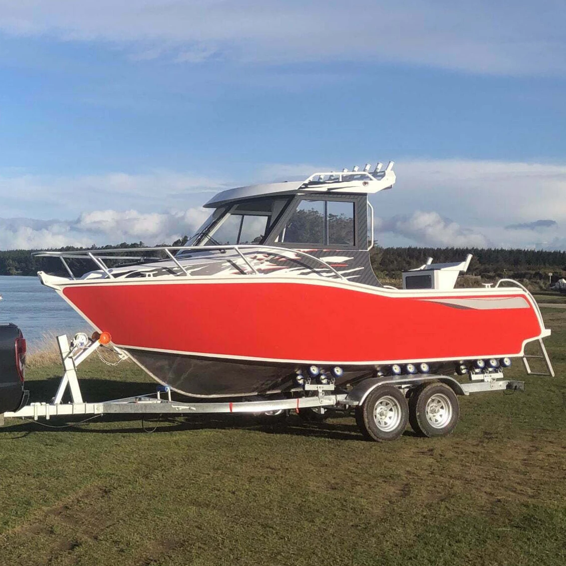 Aluminum Fishing Sport Boat With Cabin And Centre Console Boat With