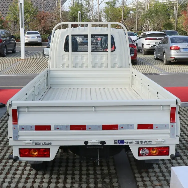 China's new Foton Xiangling M1 EV model left drive 90 km mini cargo box/flat panel electric cargo truck manufacture