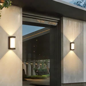Led Modern Outdoor Lighting Ip65 Porch Wall Lamp Aluminum Upper and Lower Decorative Lighting Outdoor Wall Lamp