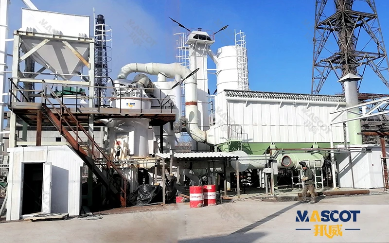Vertical roller mill clinker grinding installation at a cement grinding station with proportioning feeders and product silo