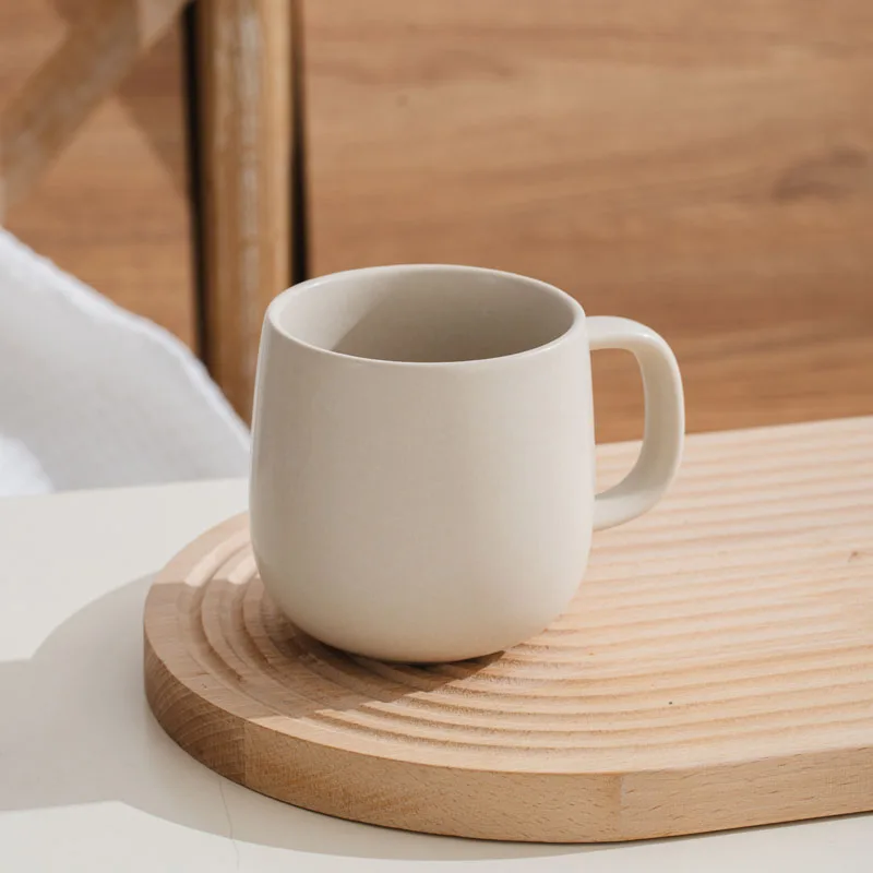 New Design Porcelain Matte Color Glaze Round Plates and Bowls Cup Kit Portable Wedding Tableware Dinner Set