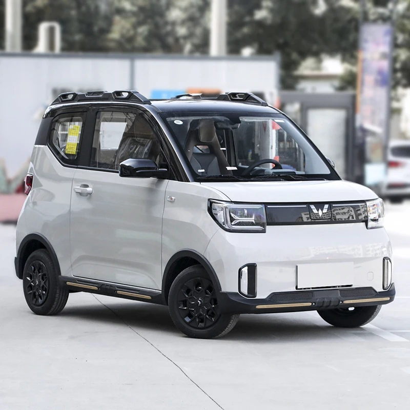 Электромобиль Hongguang Mini ev