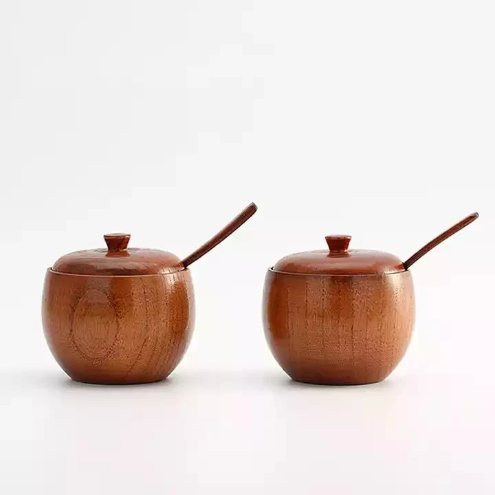 Small portable wooden bottle wooden wine solid salt shaker with lid
