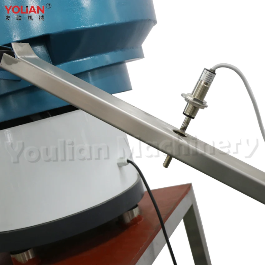 YG-500 Автоматический линейный стекло для пластиковых крышек бутылок пресс-машина с вибрационным фидера