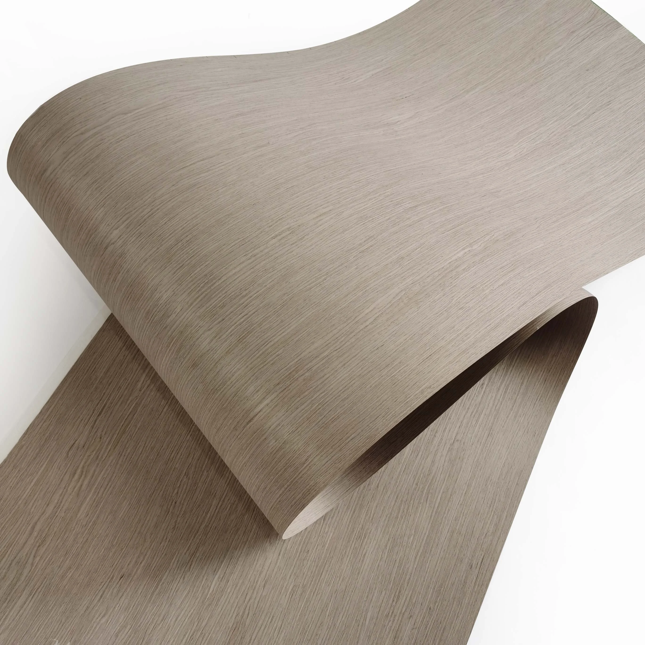 Simple Oak Engineered Wood Veneer Sheet High Quality Hot Sale Customizable VUNIR Wooden Veneer for Hotel Applications