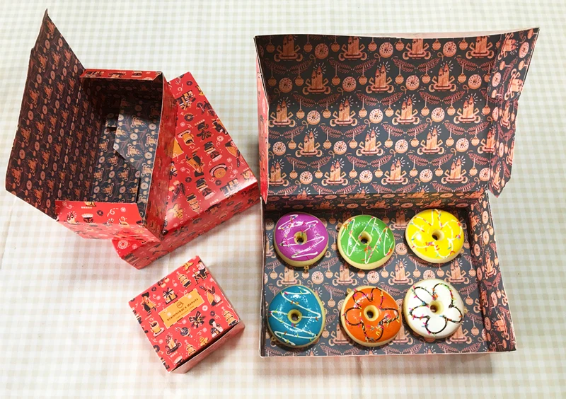 High Quality Cardboard Cake Paper Box Cookie Packaging Box Pink Waterproof Donut Box