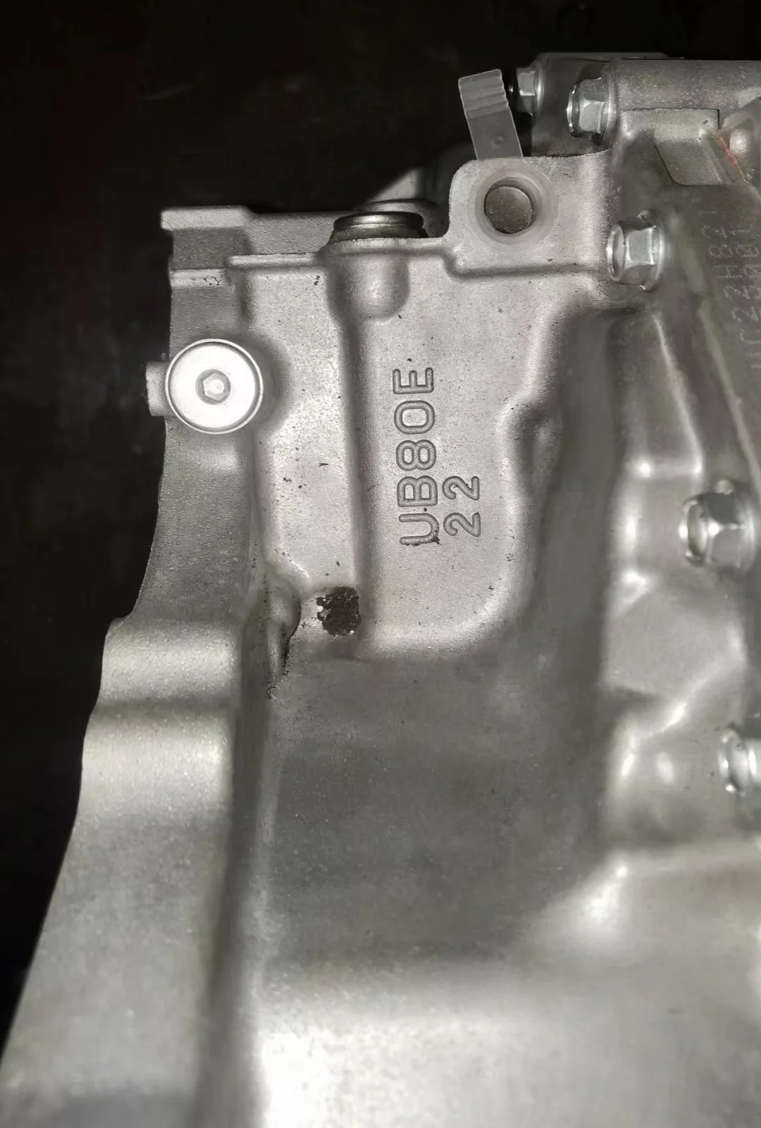 Brand new 3050033881 3050033891 car chassis part UB80E UA80E for 