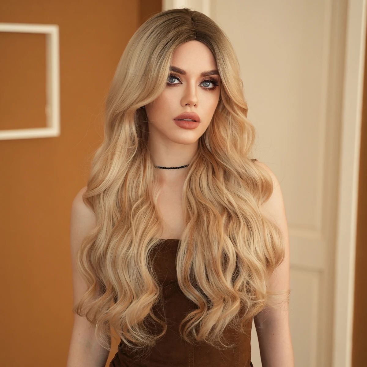 Long Ombre Blonde Middle Part Curly Synthetic Hair Wig HAIRCUBE Ombre Long Hair Wigs for Women - Brown to Blonde  main image 3